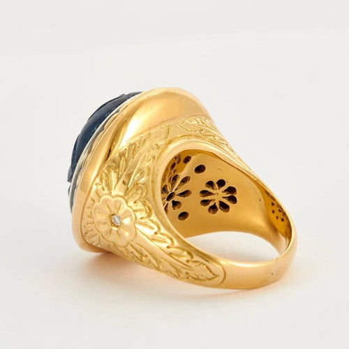 Bague 59.5 Bague chevalière en or 18K avec saphir gravé et diamants 58 Facettes