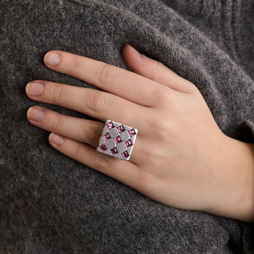 Bague 55 Bague cocktail damier en or blanc 18K aux tourmalines 58 Facettes