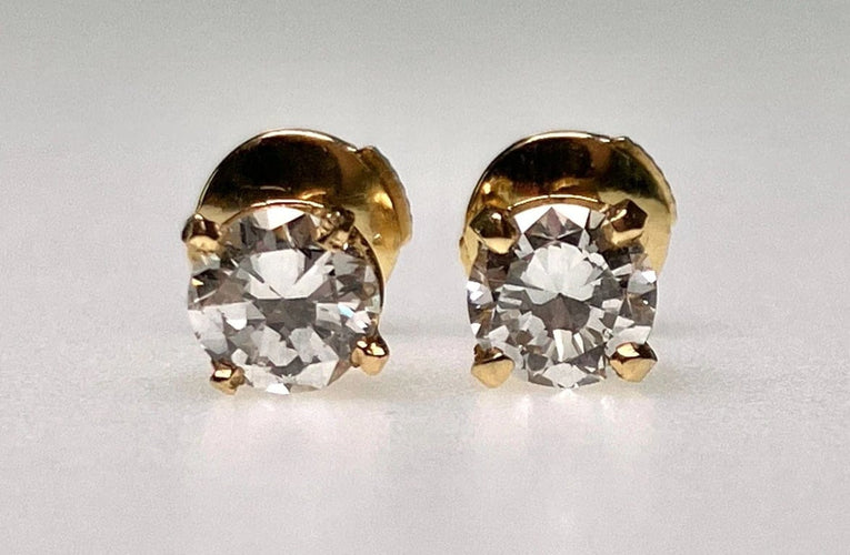 Boucles d'oreilles Boucles d'oreilles puces en or gris 18K et diamants 58 Facettes