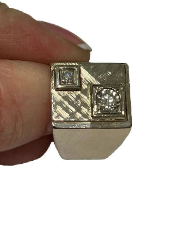 Bague 55 Chevalière - Bague en or gris 18 carats et diamants 58 Facettes