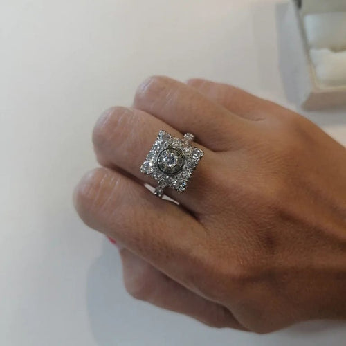 Bague 57 Bague rétro en or gris 750 sertie de diamants 58 Facettes