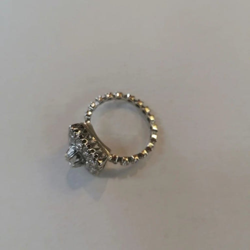 Bague 57 Bague rétro en or gris 750 sertie de diamants 58 Facettes