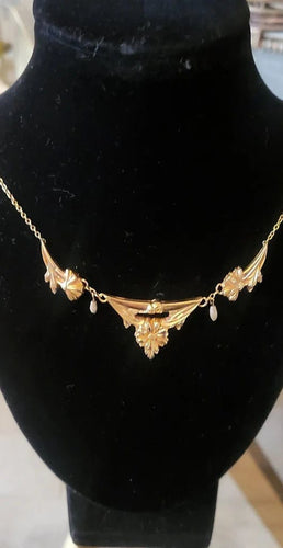 Collier Collier Art nouveau en or jaune 18 carats et perles 58 Facettes