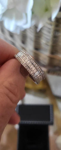 Bague 56 Alliance - Bague en or blanc 18 carats et diamants 58 Facettes