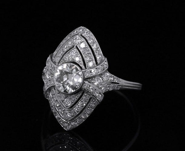 Bague 59 Art déco - Bague marquise en platine et diamants 58 Facettes