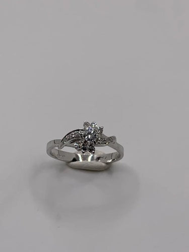 Bague 55 Bague vintage en or blanc 18 ct et diamants 58 Facettes