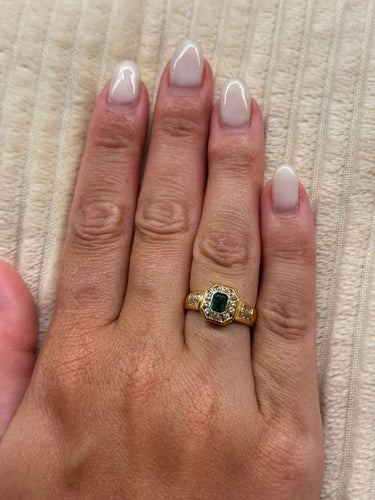 Bague 53 Mirco Visconti - Bague en or jaune avec émeraude et diamants 58 Facettes