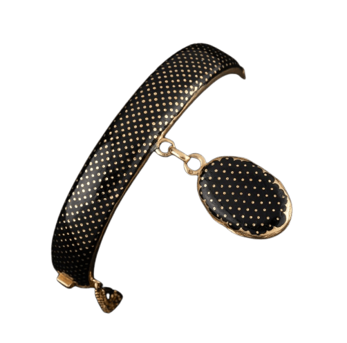 Bracelet Pierre-Isidore Sauvage - Bracelet rigide en or jaune et émail noir 58 Facettes A3113