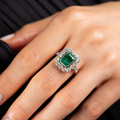Bague 51 Bague marguerite Art déco en platine avec émeraude et diamants 58 Facettes A3100