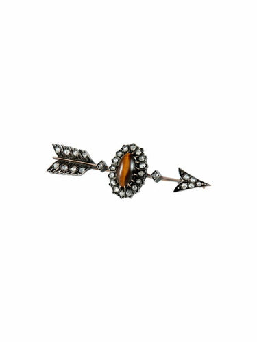Broche Broche flèche « L'Amour rend aveugle » en or jaune, argent et diamants 58 Facettes 1222