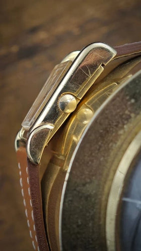 Montre Jaeger-LeCoultre Aristocrat « Sauterelle » - Montre homme plaquée or 10 carats 58 Facettes