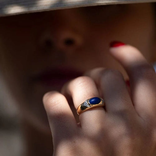 Bague 51 Van Cleef & Arpels - Bague en or jaune 18k, diamants et lapis-lazuli 58 Facettes