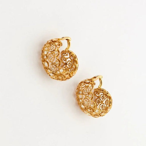 Boucles d'oreilles Boucles d’oreilles clips dentelle en or jaune 18 K et diamants 58 Facettes