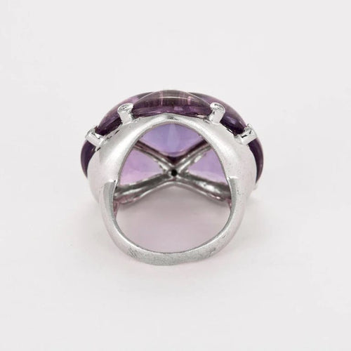 Bague 52 1/2 Bague en or blanc 18 carats, améthyste et diamants 58 Facettes 239