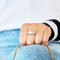 Bague 52 Bague en or blanc 18 carats avec diamants taille émeraude et triangles 58 Facettes