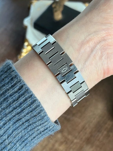 a9184646-e2c0-46d4-9e0e-e5c70110ef00