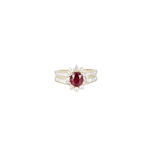 Bague 50 Bague en or jaune 18 carats au rubis ovale et diamants 58 Facettes 001.41417