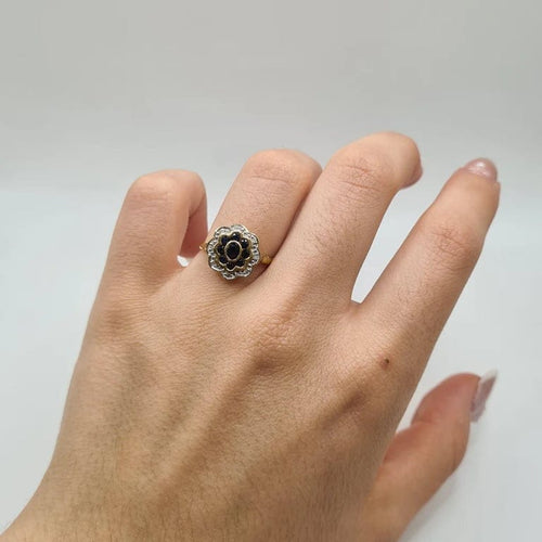 Bague 54 Bague fleur en or jaune 18 carats sertie de saphirs et diamants 58 Facettes
