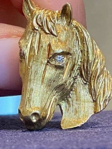 Broche Broche cheval en or jaune 18K et diamants 58 Facettes