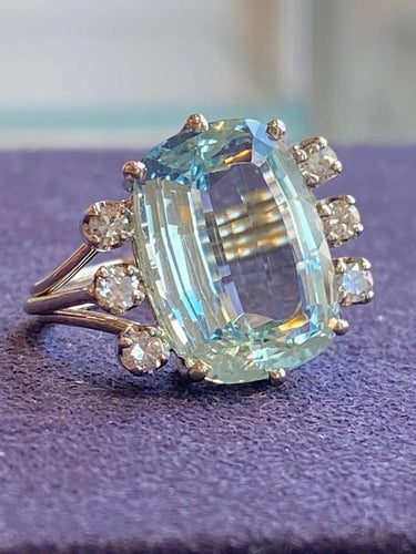 Bague 54 Bague cocktail en or gris 18K avec aigue-marine et diamants 58 Facettes