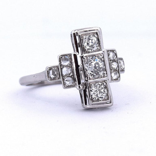 1e24078b-50a4-4741-c7c4-92a92bdbb900