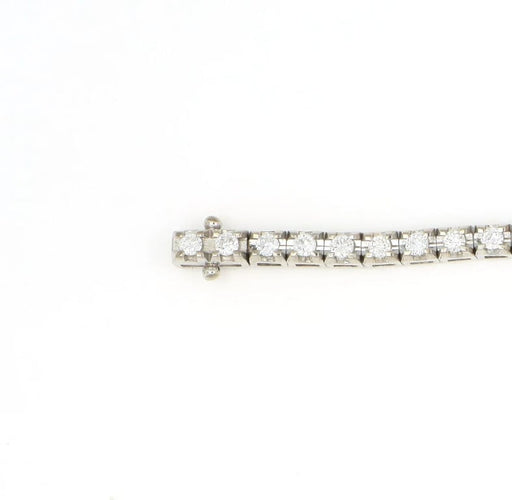 Bracelet Bracelet tennis en or blanc 18 carats et diamants 58 Facettes