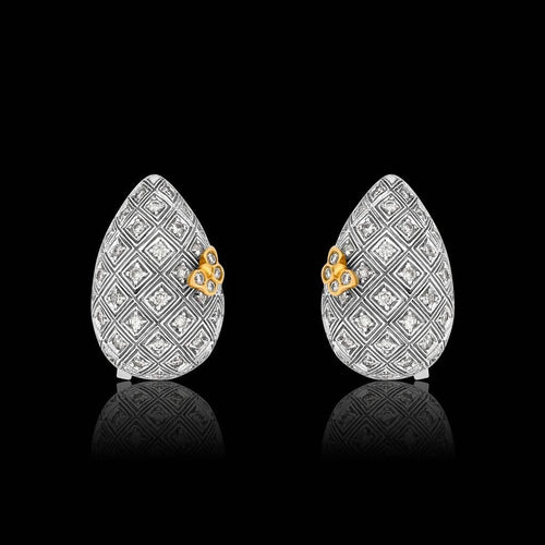Boucles d'oreilles Boucles d'oreilles papillon en or blanc, or jaune et diamants 58 Facettes C4