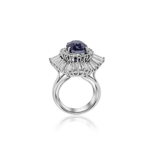 Bague 57 Bague en or blanc 18 carats sertie d’un saphir de Ceylan 10,06 ct 58 Facettes F24