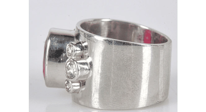 Bague 58 Bague bandeau en or gris avec rubellite et diamants 58 Facettes