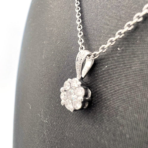 Collier Collier solitaire - Pendentif en or blanc 18K et diamants naturels 58 Facettes UKA000083GM