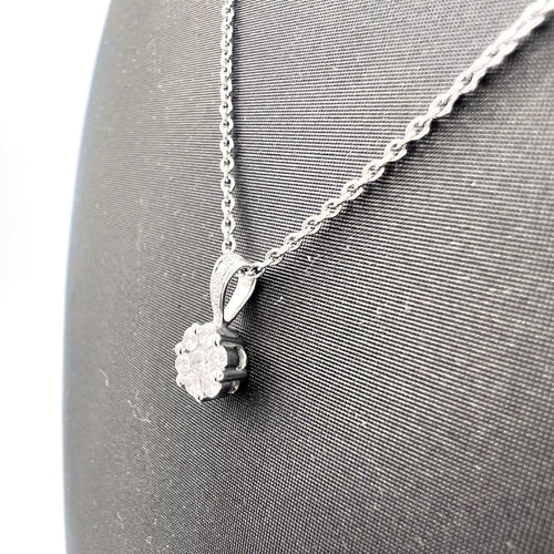 Collier Collier solitaire - Pendentif en or blanc 18K et diamants naturels 58 Facettes UKA000083GM