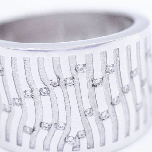 Bague 54 BAMBU - Bague en or blanc 18 ct et diamants taille brillant 58 Facettes N102905