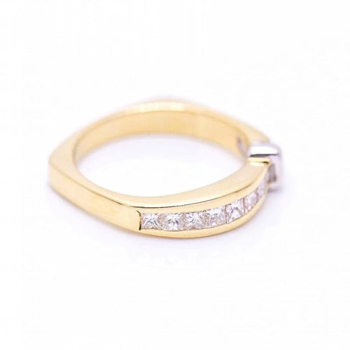 Bague 56 Bague alliance demi-tour en or jaune et blanc 18 ct avec diamants 58 Facettes N102923EJ