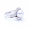 Bague 53 Bague en or blanc 18 ct avec perle de culture et diamants 58 Facettes N102930EJ