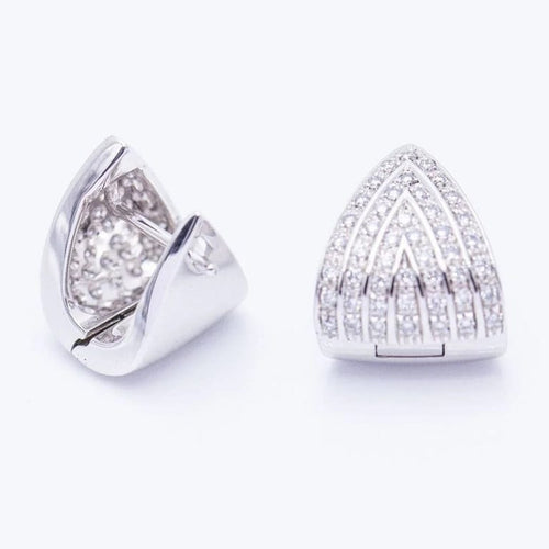 Boucles d'oreilles Boucles d’oreilles triangulaires en or blanc 18 ct et diamants 58 Facettes N102939EJ
