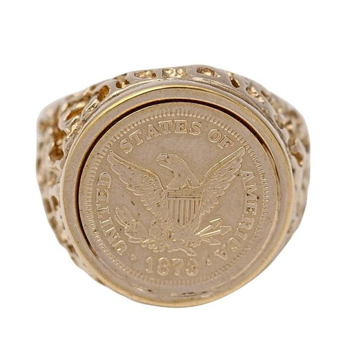 Bague 56.5 Bague sceau homme en or jaune 18 carats avec pièce américaine 1873 58 Facettes D364103JC