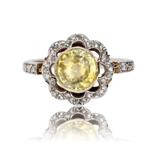 Bague 51 Bague fleur ancienne en or jaune et platine, saphir jaune et diamants 58 Facettes 24-156