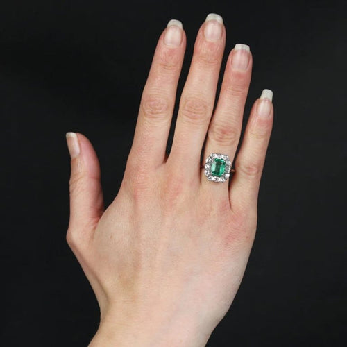 Bague 55 Bague fleur en or blanc 18 carats, émeraude et diamants 58 Facettes 24-062