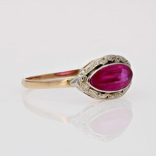 Bague 54 Bague ancienne en or jaune 18 carats et rubis de synthèse 58 Facettes 23-130