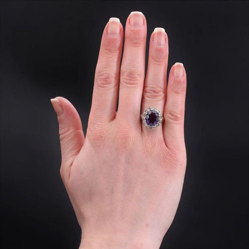 Bague 53 Bague Pompadour améthyste et diamants en or blanc 18 carats 58 Facettes 22-538