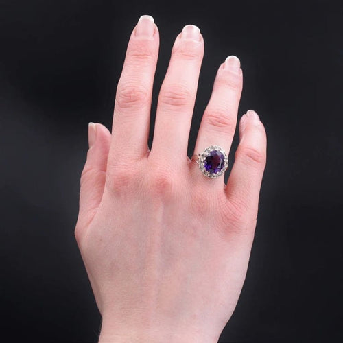 Bague 53 Bague Pompadour améthyste et diamants en or blanc 18 carats 58 Facettes 22-538