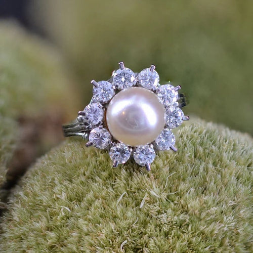 Bague 53 Bague marguerite flocon en or blanc 18 carats, perle et diamants 58 Facettes 22-516