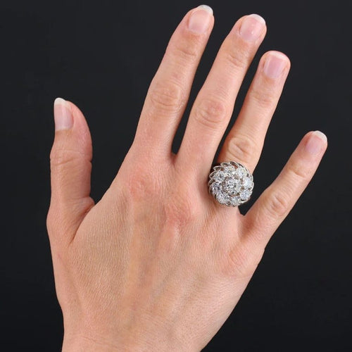 Bague 52 Bague marguerite en or blanc et platine sertie de diamants 58 Facettes 22-410