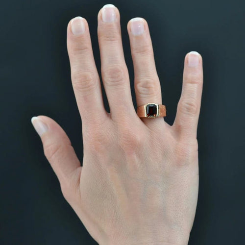 Bague 58 Bague jonc ancienne gravée en or rose 18 carats et grenat 58 Facettes 20-317