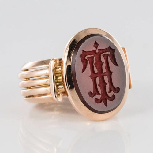 Bague 53 Bague chevalière intaille sur cornaline en or jaune 18 carats 58 Facettes 19-641-51
