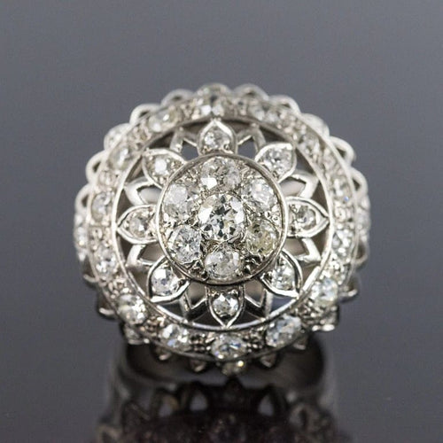 Bague 53 Bague cocktail en or blanc 18 carats et diamants 58 Facettes 19-588-51
