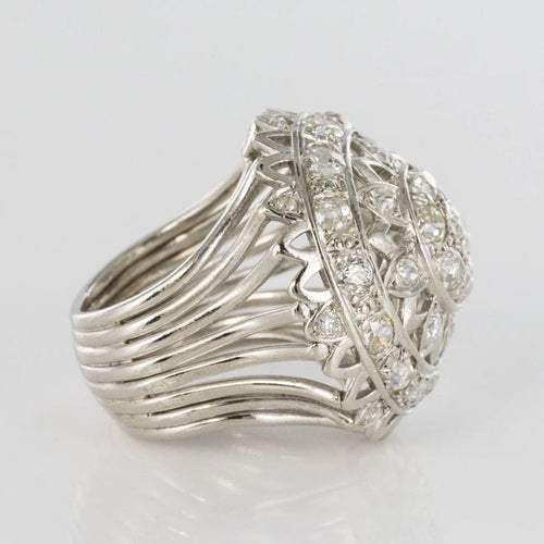 Bague 53 Bague cocktail en or blanc 18 carats et diamants 58 Facettes 19-588-51
