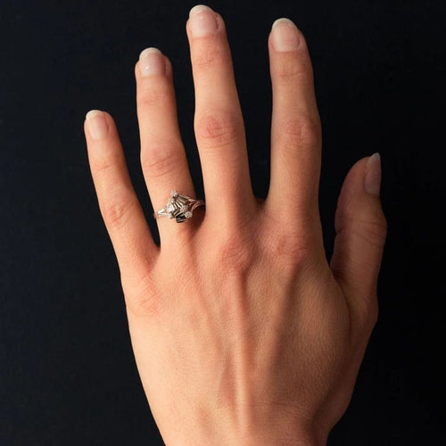 Bague 56 Bague vintage en or blanc 18 carats et diamants 58 Facettes 20-095-51