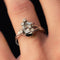 Bague 56 Bague vintage en or blanc 18 carats et diamants 58 Facettes 20-095-51