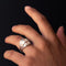 Bague 53 Bague moderniste en or blanc 18 carats et diamants 58 Facettes 20-203-50